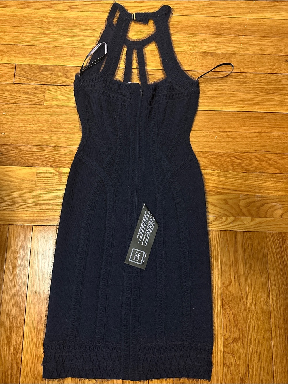 Cocktail dress in navy blue. Never been worn! - Picture 2 of 6